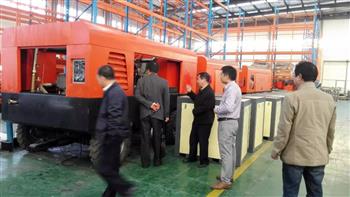 多位專家、學(xué)者、教授蒞臨信然空壓機(jī)工廠洽談合作